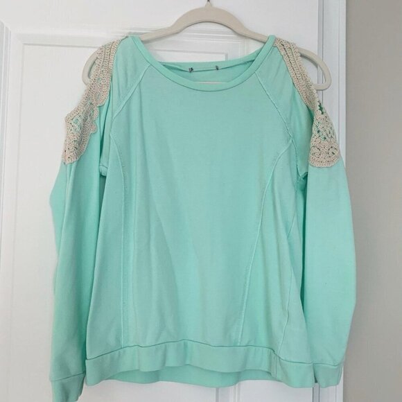 Charlotte Russe Juniors Cold Shoulder Sweatshirt Top S Small Junior - Picture 1 of 4